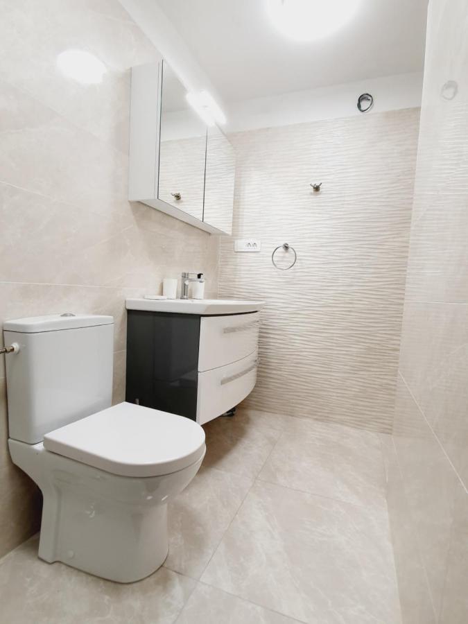 White House Apartments Dugi Rat Eksteriør bilde